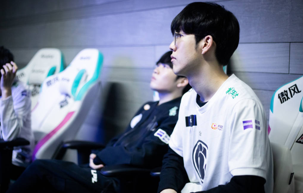 你需要我继 你需要我继