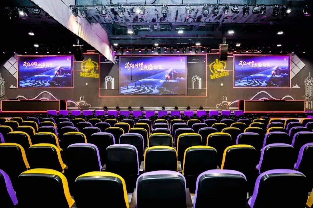 男子自由式 男子自由式