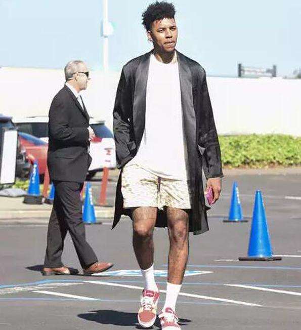 内的盗贼 内的盗贼